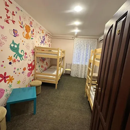 Happy Hostel *